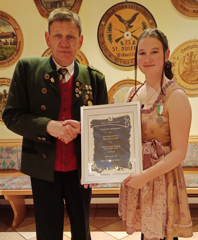 Emma Schmittner ist Gaujugendkönigin und zweite Landesjugendkönigin